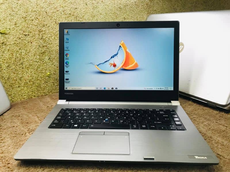 Toshiba World Slimmest Core i5/6th Gen (1080 FHD) 4