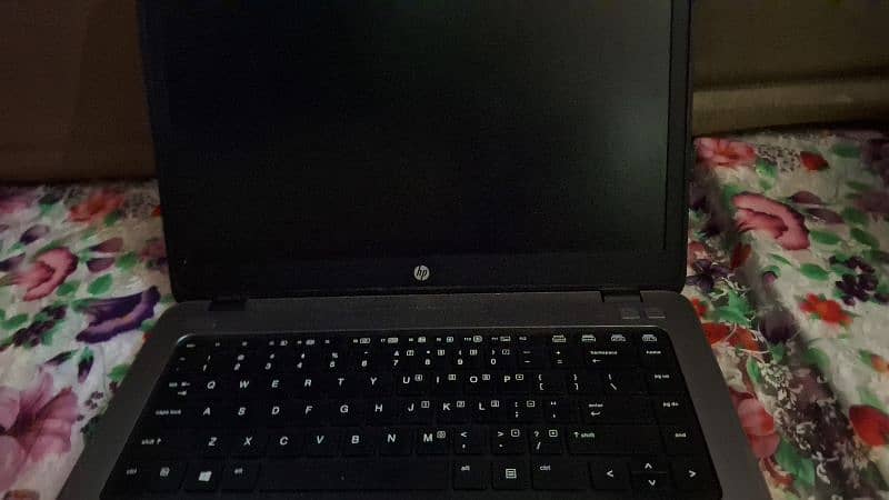 urgent sale personal use laptop 7