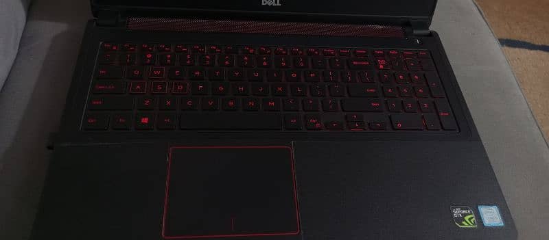 Dell 7577 Laptop 2