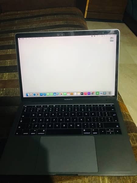 MACBOOK PRO 2016 (13inch) 2