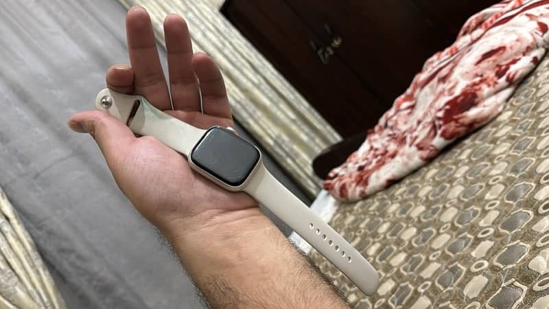 Apple watch series 7 1