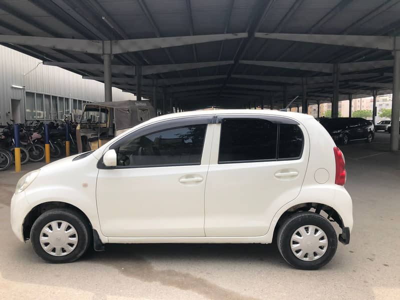 Toyota Passo 2012 X 8