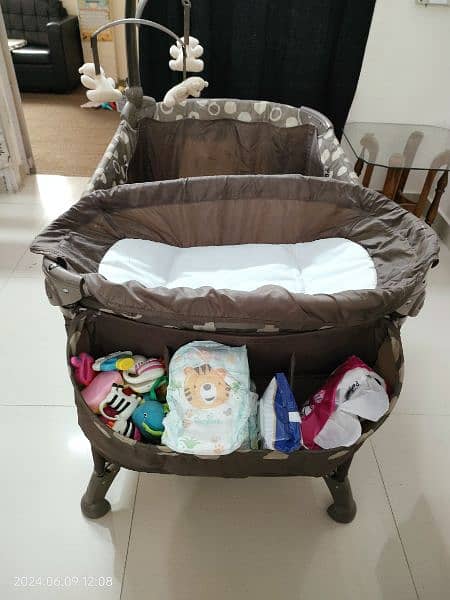 BABY CRIB/COT Foldable 11