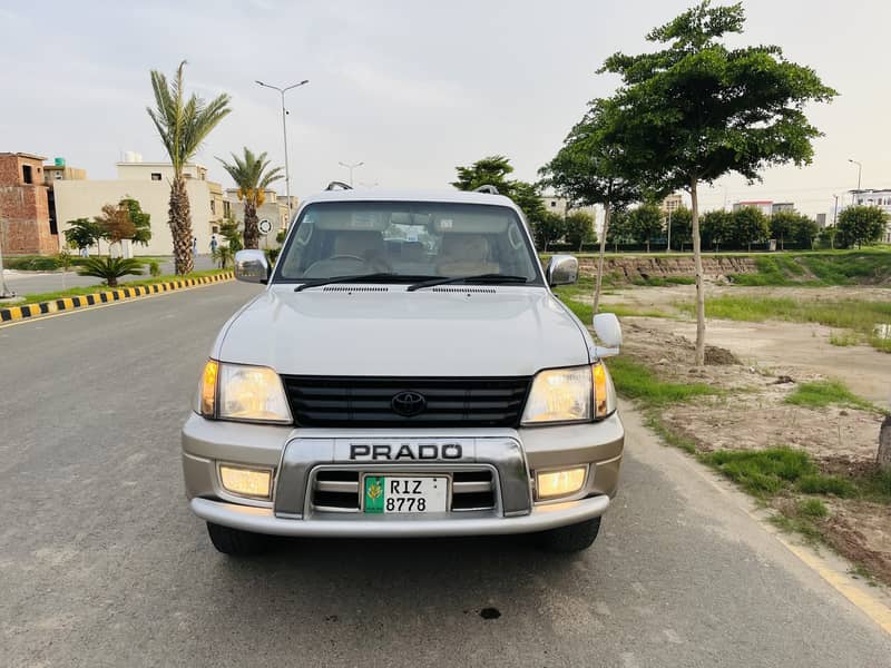 Toyota Prado 1998 TZ 3.4, V6, Dual AC 3