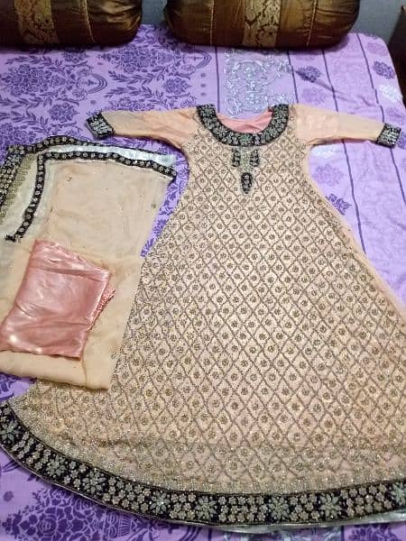 bridal maxi for sale only 1 tym used  new dress. . 1