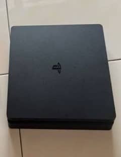 ps4 slim used in 8 out of 10 condition imported with free games