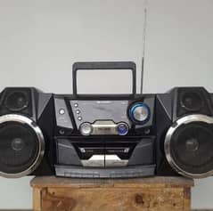 sharp tape recordor and radio with two adjustable speakers 0