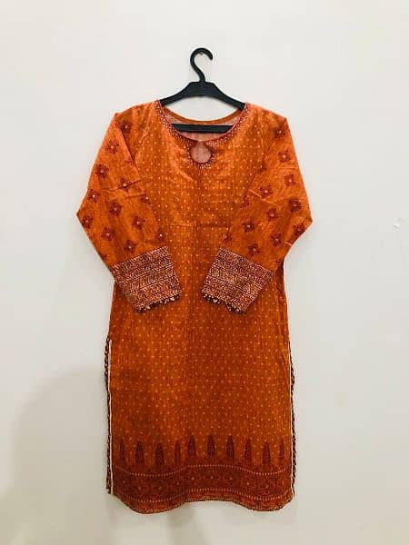 ORIGINAL BRAND ZEEN KURTI (price negotiable) 1