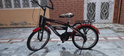 Road bicycle in excellent condition