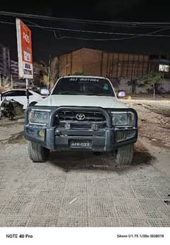 Toyota Hilux 2002