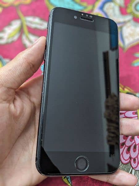 iphone 8 64 gb non pta jv nhi hai srif non pta hai 7