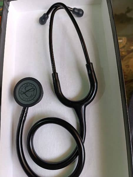 Littmann Classic 3 III Stethoscope - All Black Edition 5803 3