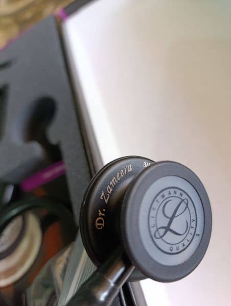 Littmann Classic 3 III Stethoscope - All Black Edition 5803 11