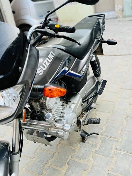 Suzuki GD 110 2