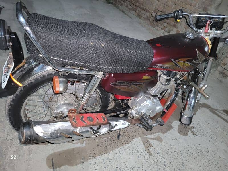 Honda 125 Lush Condition 4