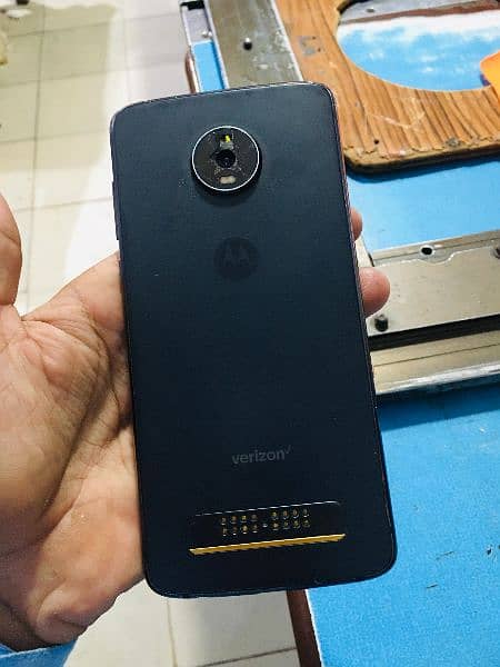 moto Z4 0