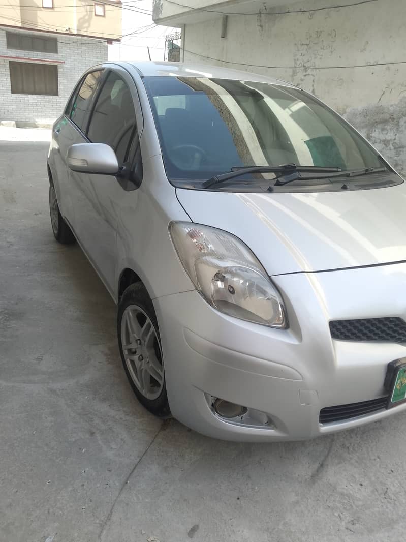 Toyota Vitz 2009 1