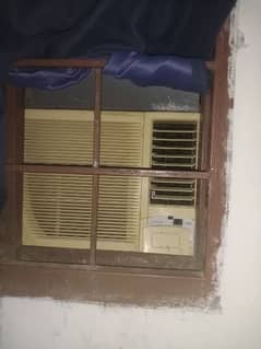 window AC pona tan