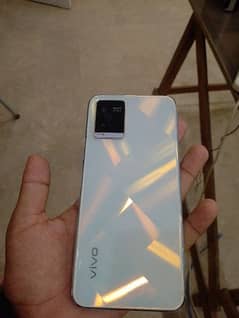 vivo y21 . . in very good condition. . no fault 0