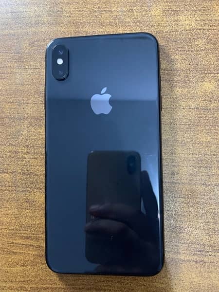 iPhone XS Max (Non PTA) 4