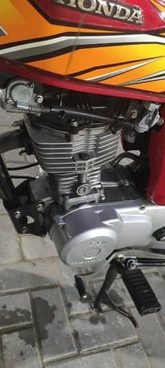 Honda 125 in Genuine Condition