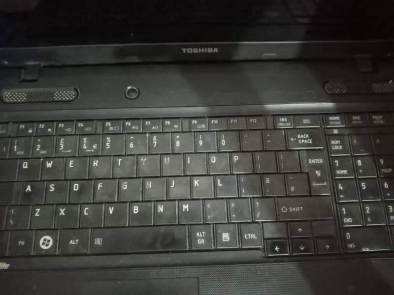 Toshiba Laptop 4Gb Ram i3  For Sale | Display Problem 2