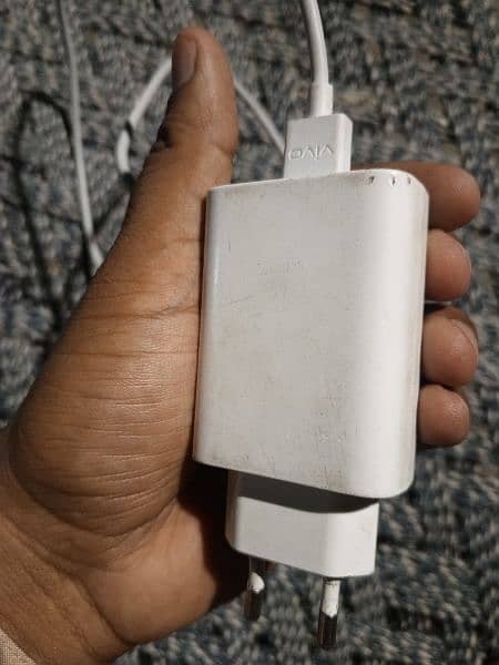 Vivo S1 pro original charger box wala. 1