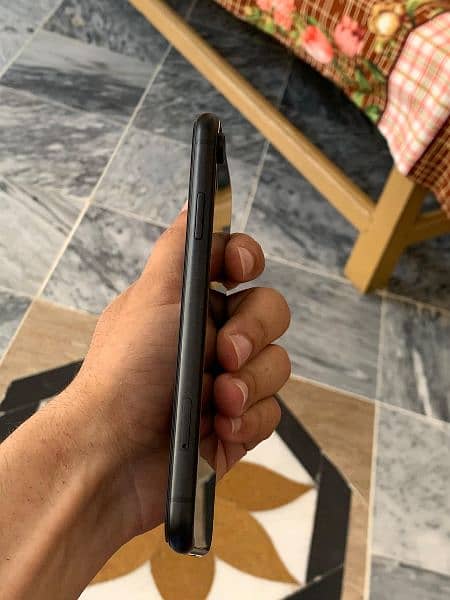 iphone xR 6