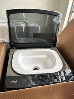 Selling Fully Automatic Washing Machine (Brand New)