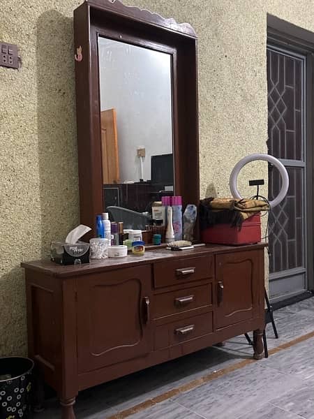 Dressing table for sale 0