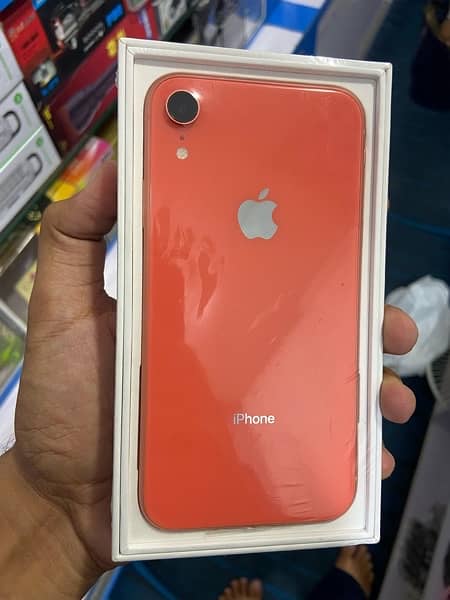 Iphone xr box pack 100% health 5