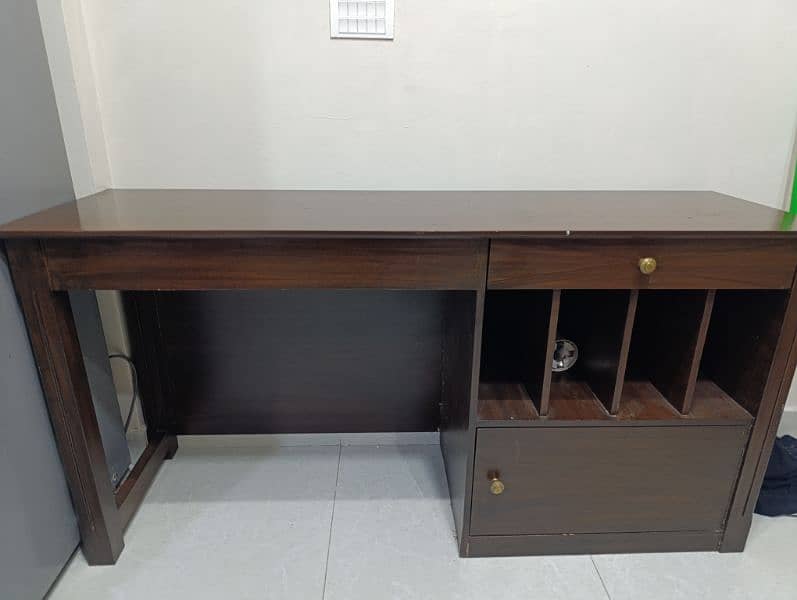 Computer table for sale Urgently 3