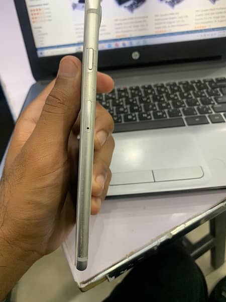 iphone 7plus silver colour 4