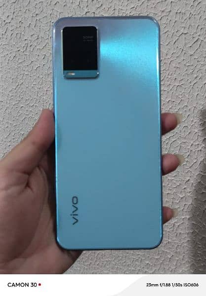 vivo y33s 3