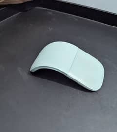 Microsoft Arc mouse almost 10/10 but buttons don't hold click