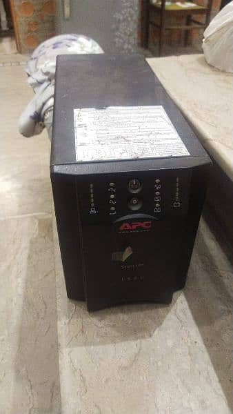 APC UPS 1500 WATTS 2