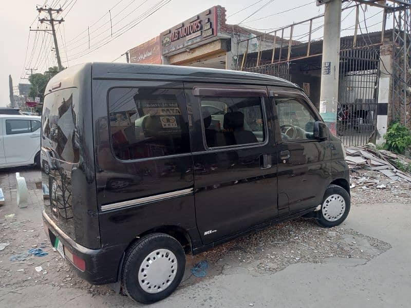 Daihatsu Hijet 2019 1