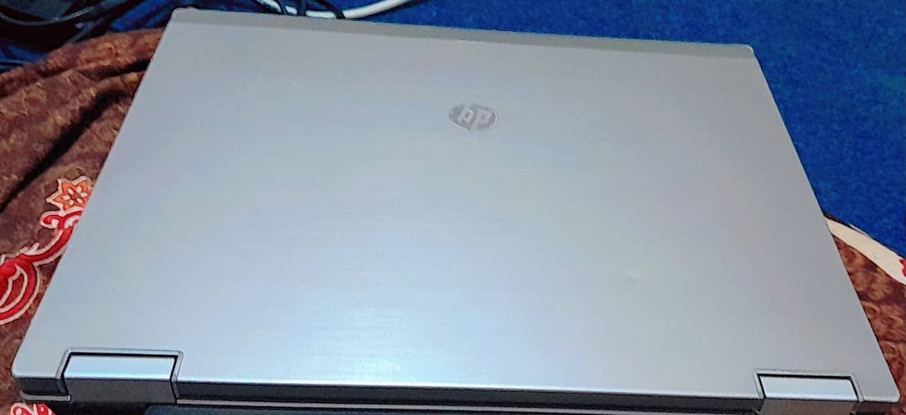 HP ELITEBOOK CORE I7 1st generation 4