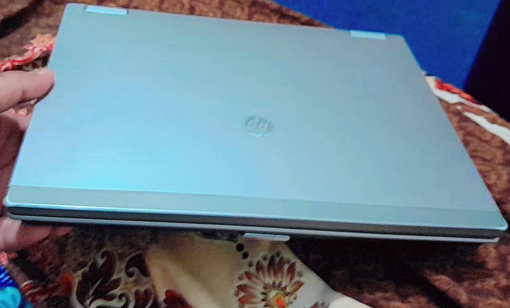 HP ELITEBOOK CORE I7 1st generation 5