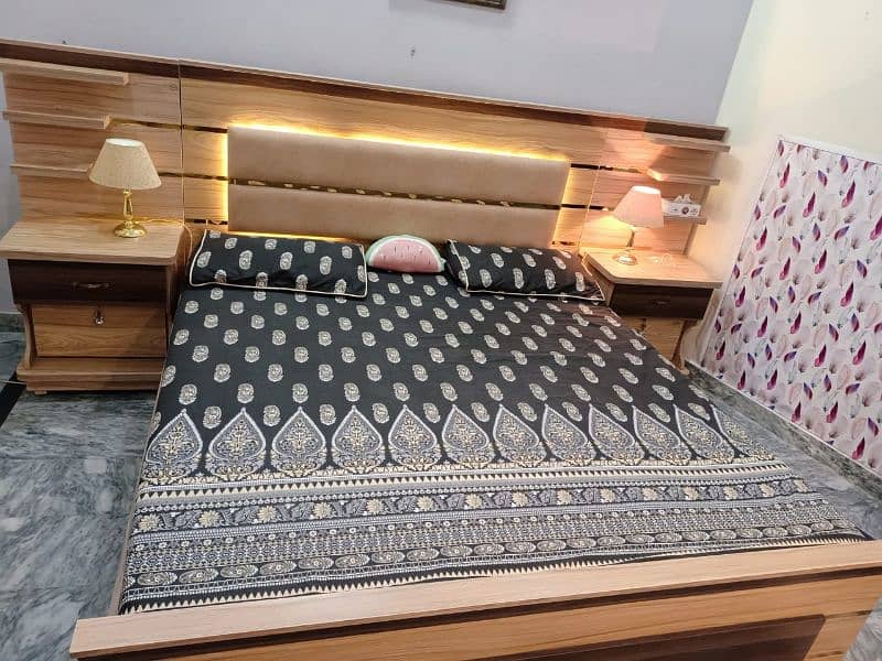 King Size Bed and Dressing 1