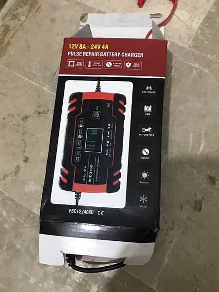 Car Battery Charger 12V/8A 24V/4A 1