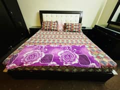 King Bed Set - Low Rise