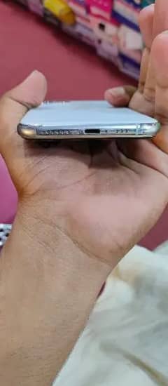 I phone 11 pro max non PTA 0