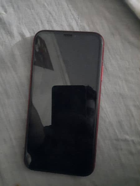 iPhone 11 64gb Red 3