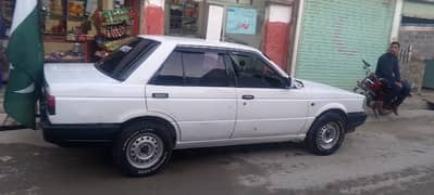 Nissan Sunny 1988