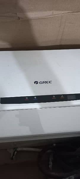 gree 1.5 ton non inverter ac  for sale good condition asim 03335164845 6