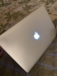 Macbook pro 2015 model 15”