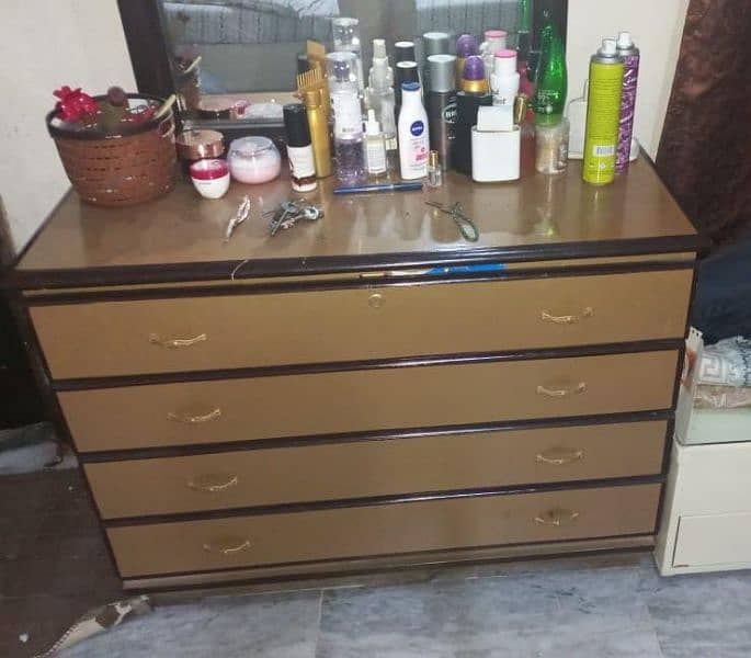 Dressing table only 6