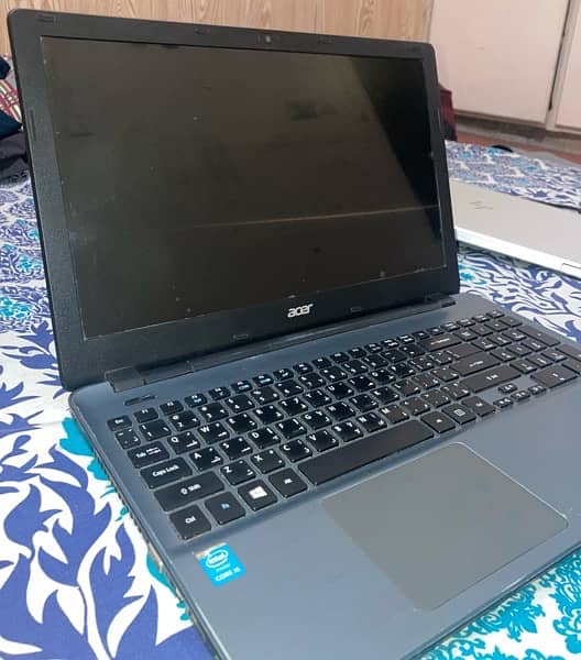 i5 5th, 8gb ram, 128gb ssd, 14 inch,ACER Aspire E5-571 0