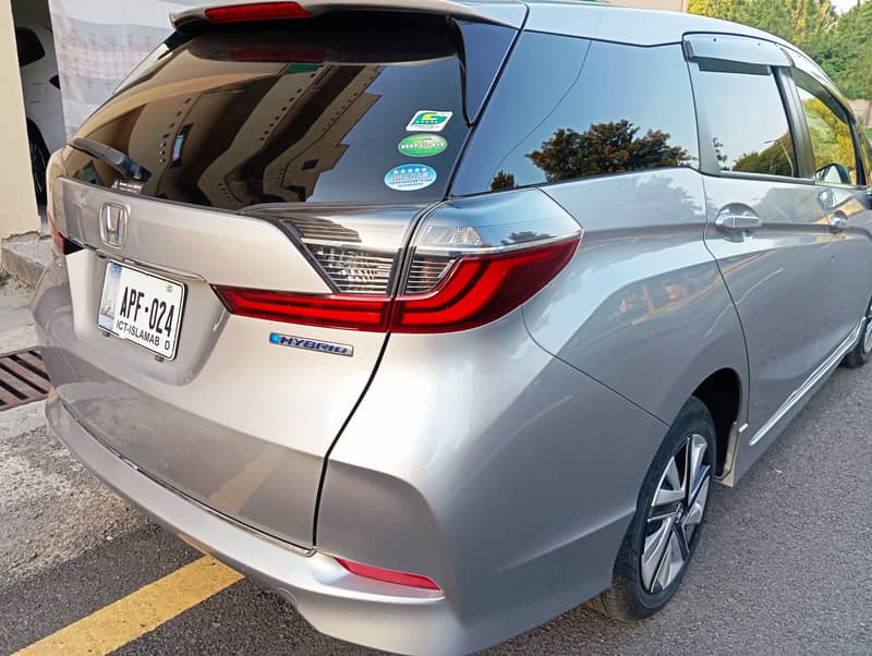 Honda Shuttle Hybrid 7